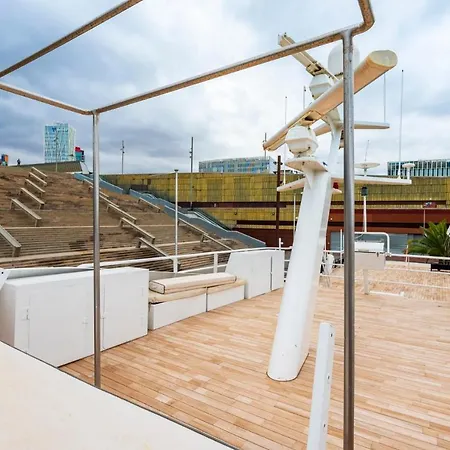 Luxury Boat Hotel Sant Adria de Besos Exterior photo
